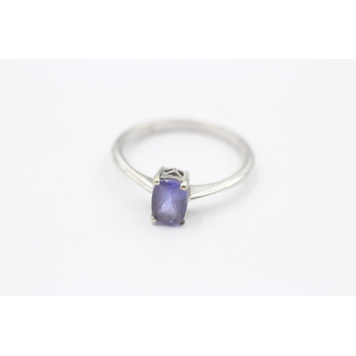 129 - 14ct White Gold Tanzanite Solitaire Ring (2.8g) Size  Q