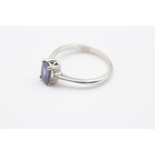 129 - 14ct White Gold Tanzanite Solitaire Ring (2.8g) Size  Q