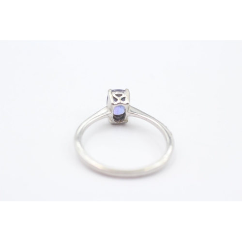 129 - 14ct White Gold Tanzanite Solitaire Ring (2.8g) Size  Q