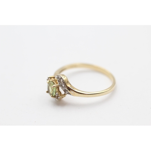 13 - 9ct Gold Chrysoberyl & White Gemstone Dress Ring (1.7g)