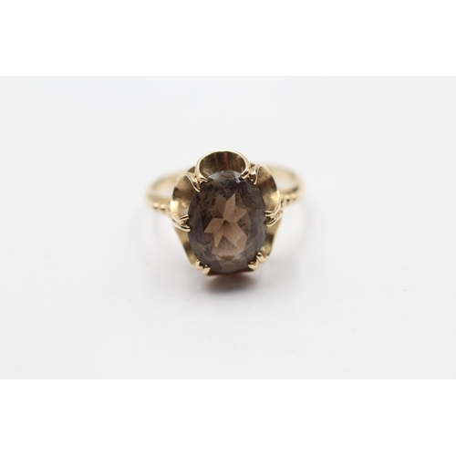 35 - 9ct Gold Smoky Quartz Single Stone Ring (3g) Size  N