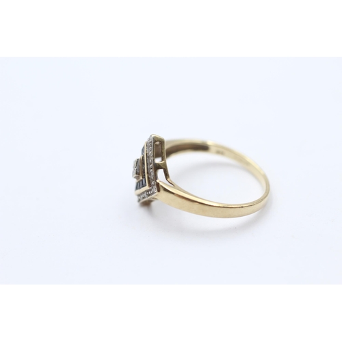 48 - 9ct Gold Diamond & Sapphire Dress Ring (2g) Size  P