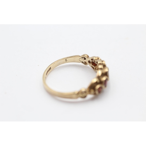 51 - 9ct Gold Garnet Five Stone Ring (2.2g) Size  O