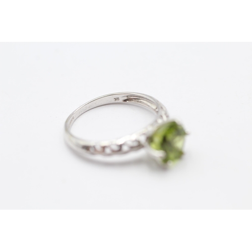 64 - 9ct White Gold Peridot Single Stone Ring (2.3g) Size  N