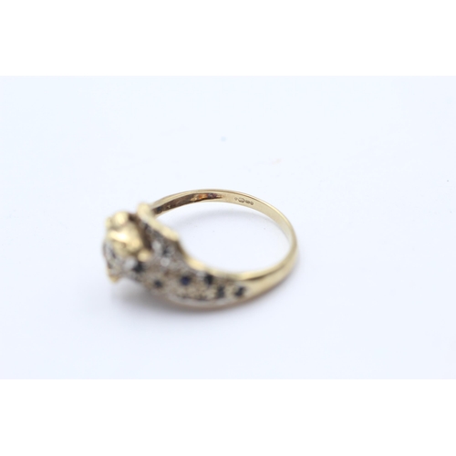 68 - 9ct Gold Diamond & Sapphire Panther Ring (2.9g) Size  P