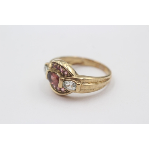 75 - 9ct Gold Pink Tourmaline & Blue Gemstone Dress Ring (3.9g) Size  N