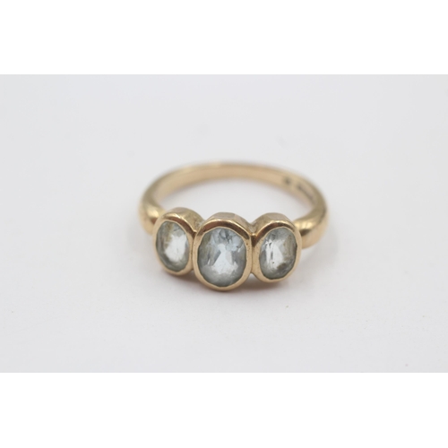 94 - 9ct Gold Aquamarine Three Stone Ring (3.1g) Size  L