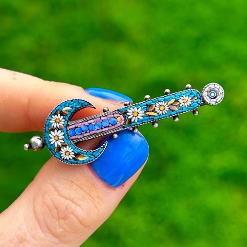 161 - A Victorian Silver Micro Mosaic Brooch (9g)