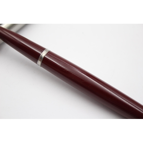 325 - Vintage PARKER 51 Burgundy FOUNTAIN PEN w/ Brushed Steel Cap WRITING Boxed