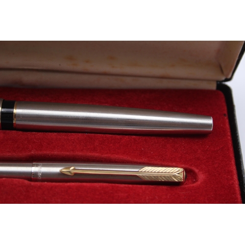 334 - Vintage PARKER 61 Brushed Steel Fountain Pen w/ Matching Pencil, Original Box