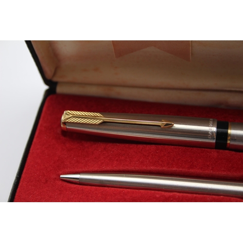 334 - Vintage PARKER 61 Brushed Steel Fountain Pen w/ Matching Pencil, Original Box