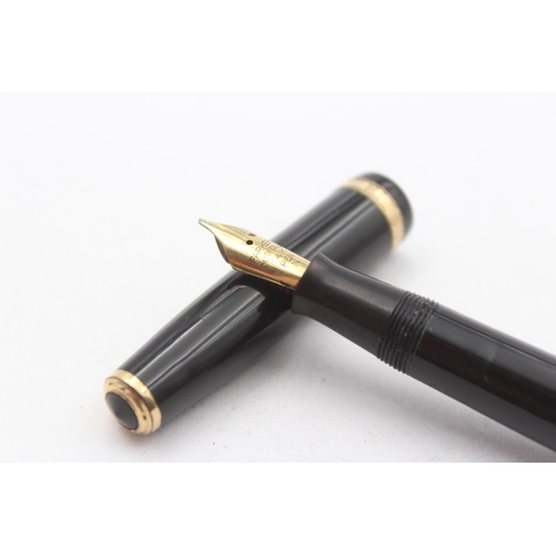 339 - Vintage PARKER Duofold Black FOUNTAIN PEN w/ 14ct Gold Nib WRITING