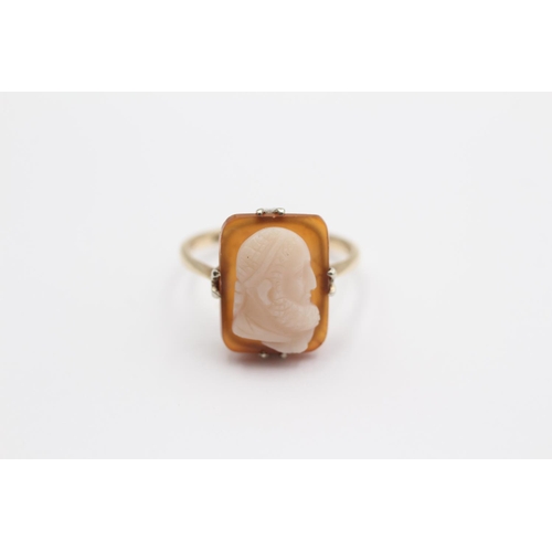 100 - 9ct Gold Agate Cameo Single Stone Ring (3.3g) Size  P