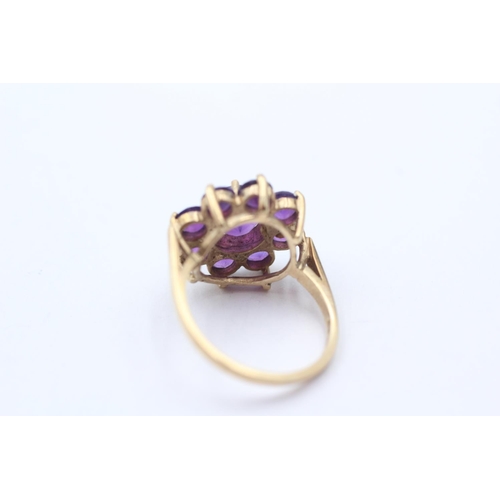 129 - 9ct Gold Amethyst Floral Cluster Ring (4.2g) Size  M 1/2