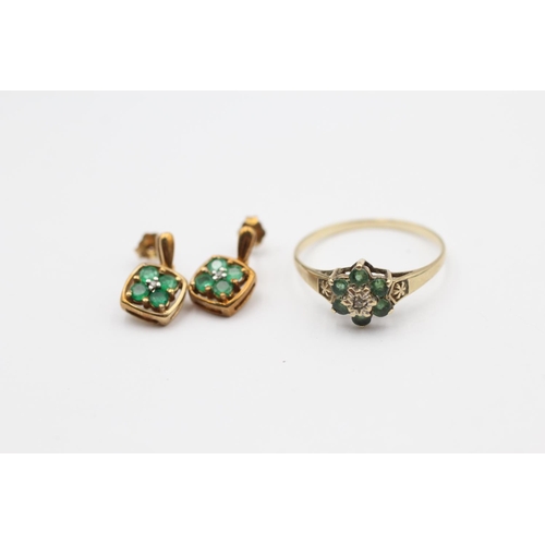 15 - 2 X 9ct Gold Emerald And Diamond Set Earrings And Ring (3.2g) Size  R