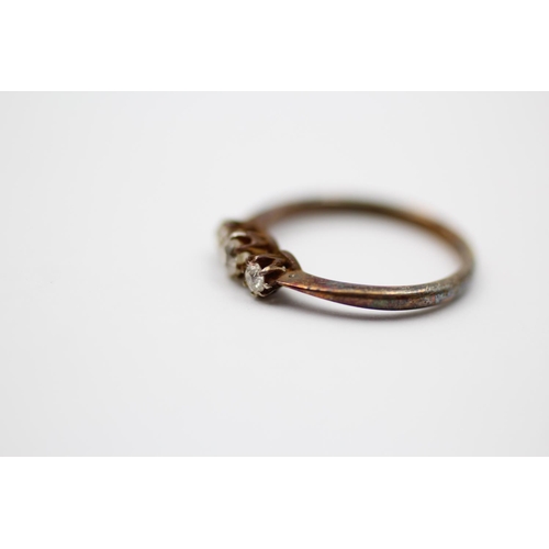 170 - 18ct Gold Old Mine Cut Diamond Trilogy Ring (2.7g) Size  M