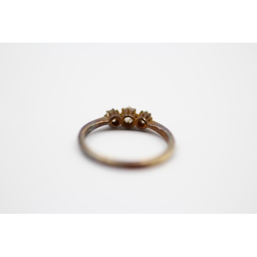 170 - 18ct Gold Old Mine Cut Diamond Trilogy Ring (2.7g) Size  M