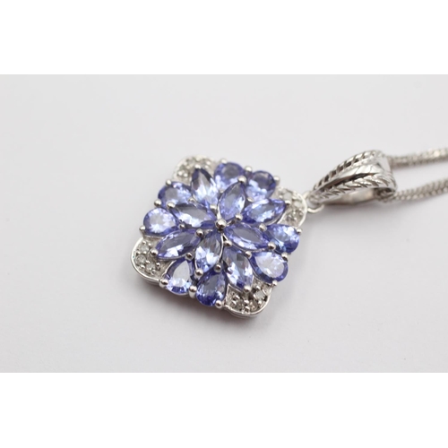 71 - 9ct White Gold Tanzanite Cluster Pendant Necklace (4g)