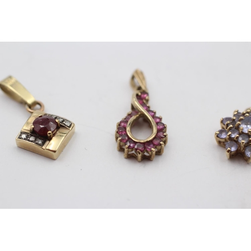 90 - 3 X 9ct Gold Gemstone Pendants Inc. Ruby, Tanzanite & Diamond (4.7g)