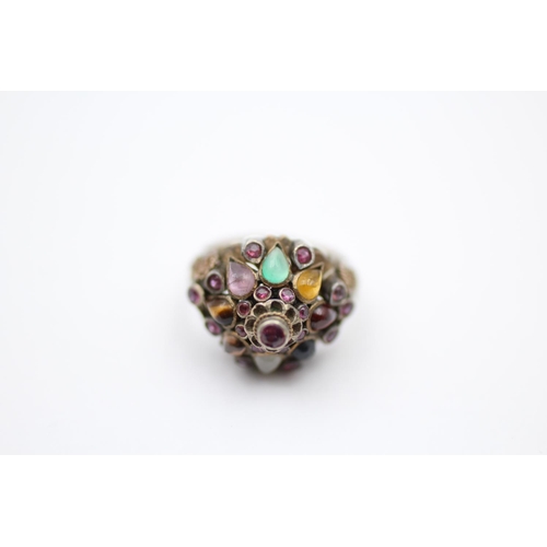 93 - 9ct Gold & Silver Multi-Gemstone Princess Ring Inc. Ruby, Garnet, Agate, Tiger's Eye & Sapphire (6.2... 