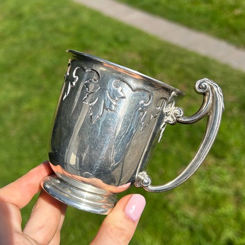 287 - Antique Arts & Crafts 1911 Birmingham STERLING SILVER Christening Cup (183g)