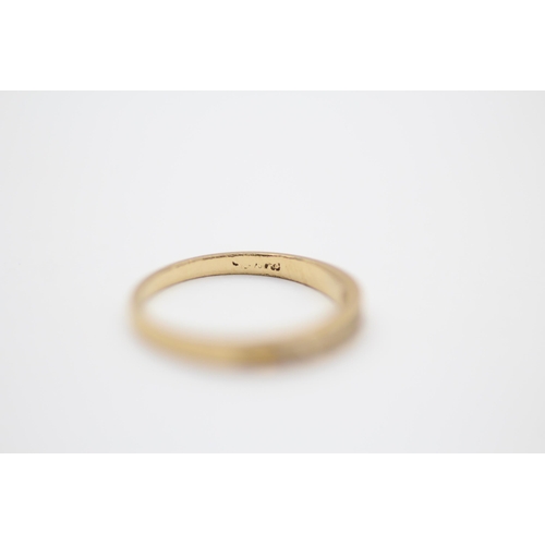 19 - 9ct Gold Vintage Diamond Set Eternity Ring (1.6g) Size J+1/2