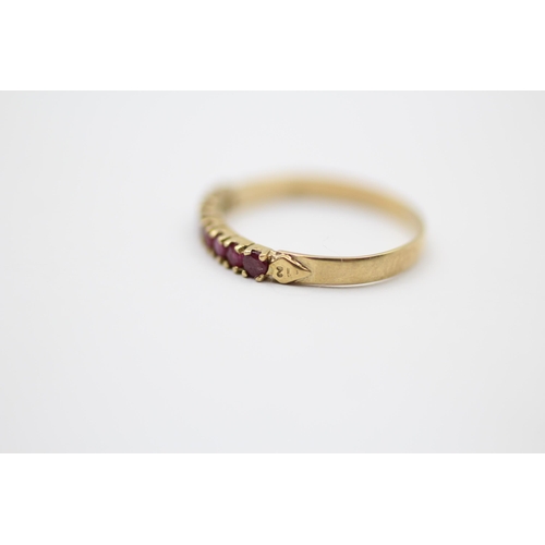 28 - 9ct Gold Vintage Ruby Set Eternity Ring (1.4g) Size O