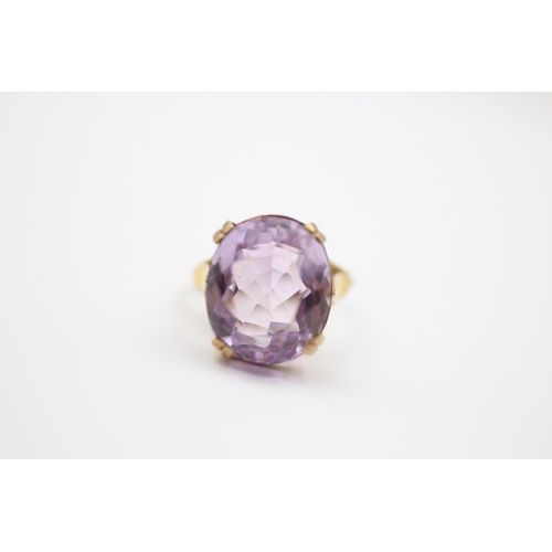 66 - 9ct Gold Vintage Amethyst Cocktail Ring (6.9g) Size M