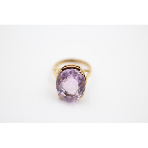 66 - 9ct Gold Vintage Amethyst Cocktail Ring (6.9g) Size M