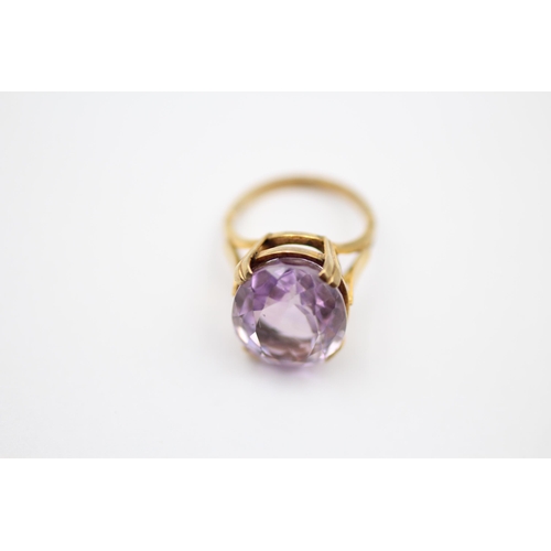 66 - 9ct Gold Vintage Amethyst Cocktail Ring (6.9g) Size M