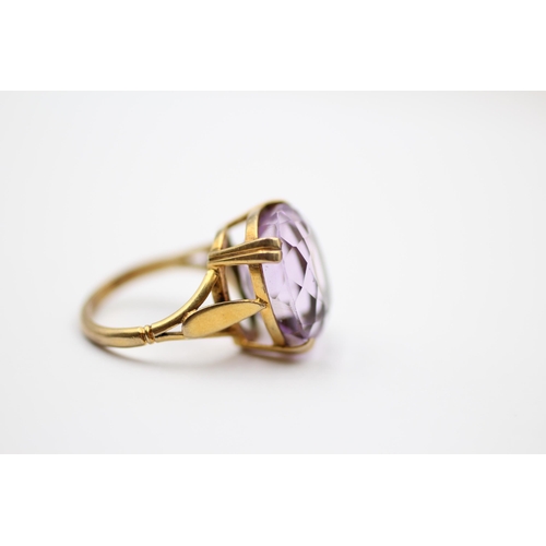 66 - 9ct Gold Vintage Amethyst Cocktail Ring (6.9g) Size M