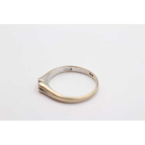9 - 18ct White Gold Diamond Set Solitaire Ring (2g) Size K
