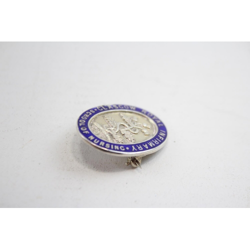 196 - Vintage GLASGOW School of Nursing .925 Sterling Silver Enamel Badge (8g)