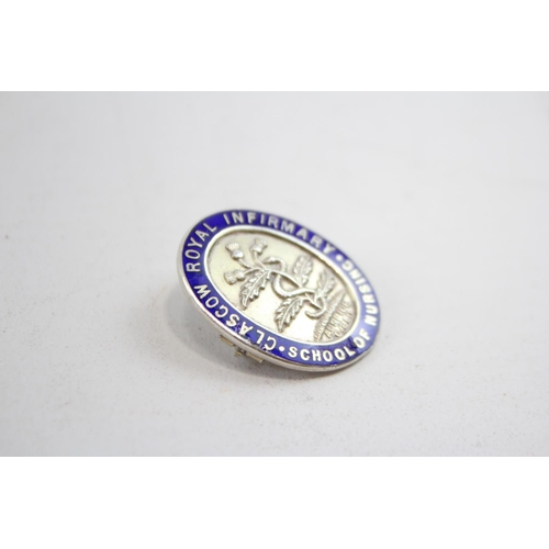 196 - Vintage GLASGOW School of Nursing .925 Sterling Silver Enamel Badge (8g)