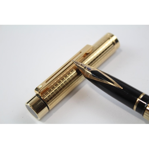 233 - Vintage SHEAFFER Targa Gold Plated Fountain Pen w/ 14ct Gold Nib WRITING Boxed