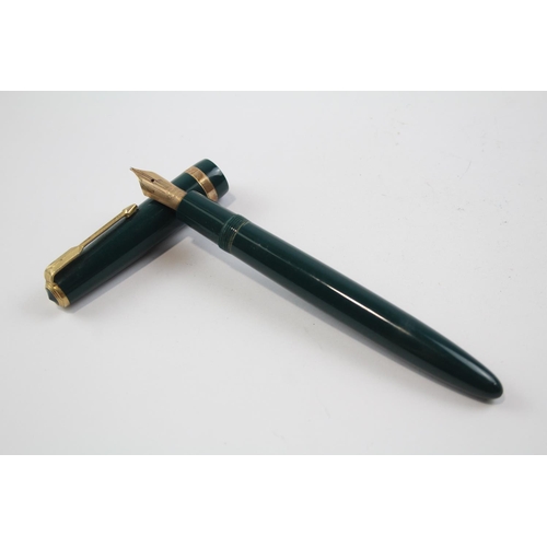 250 - Vintage PARKER Maxima Green FOUNTAIN PEN w/ 14ct Gold Nib WRITING