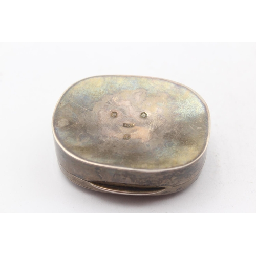 275 - Victorian Hallmarked 1898 Edinburgh Sterling Silver Trinket / Snuff Box (46g)