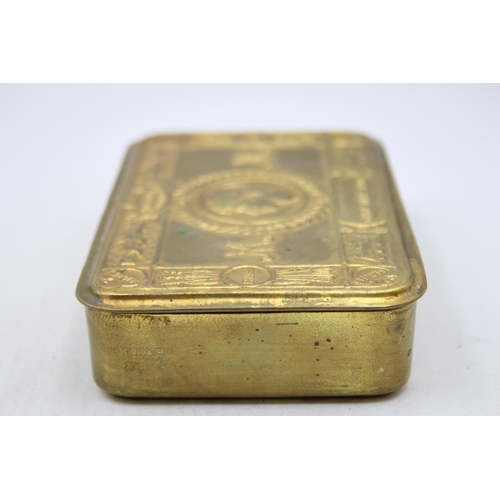 286 - WW1 1914 Princess Mary Brass Christmas Tin