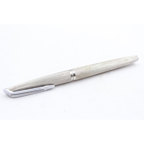 289 - Vintage WATERMAN C/F Silver Tone Fountain Pen w/ 18ct White Gold Nib WRITING