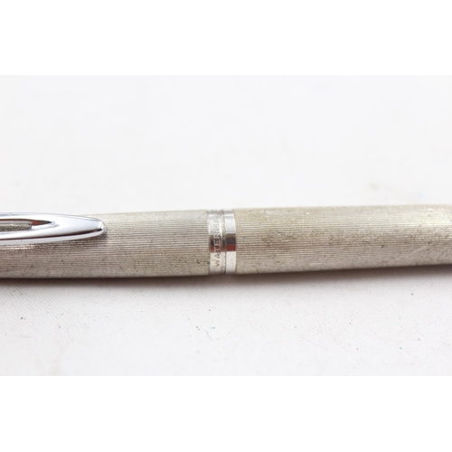 289 - Vintage WATERMAN C/F Silver Tone Fountain Pen w/ 18ct White Gold Nib WRITING