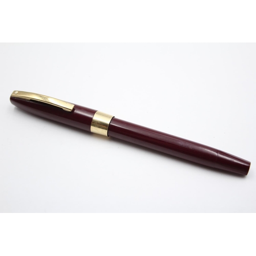 292 - Vintage SHEAFFER Imperial Burgundy Fountain Pen w/ 14ct Gold Nib WRITING