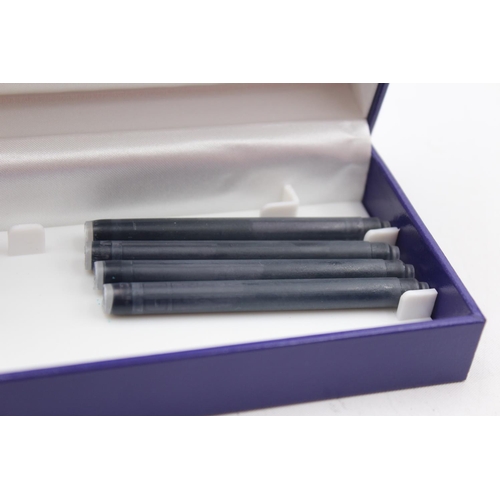 305 - WATERMAN Expert Black Lacquer Fountain Pen w/ 18ct White Gold Nib WRITING Boxed