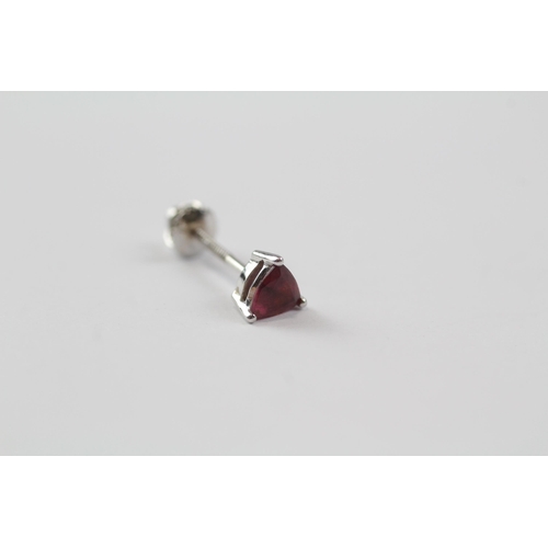 100 - 14ct White Gold Pink Tourmaline Stud Earrings (1.6g)