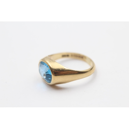 112 - 9ct Gold Blue Topaz Single Stone Ring (3.5g) Size  N