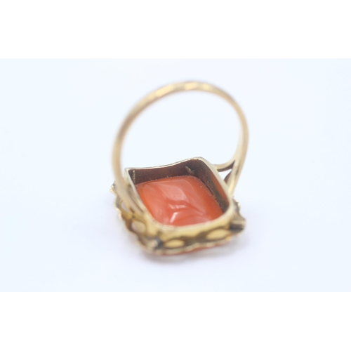 119 - 9ct Gold Carnelian Single Stone Cocktail Ring With Etched Openwork Frame (5.6g)