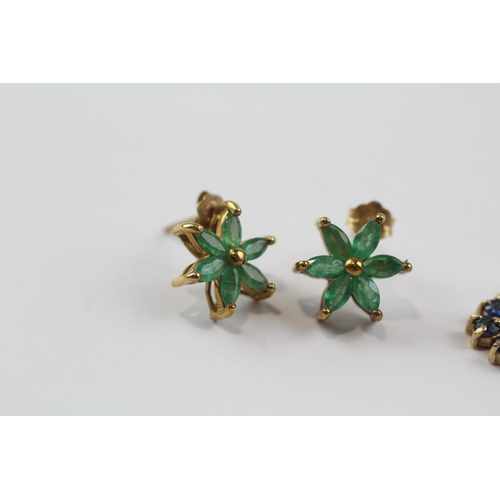 12 - 2 X 9ct Gold Paired Gemstone Cluster Earrings Inc. Emerald & Sapphire (3.1g)