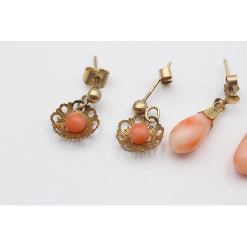 124 - 2 X 9ct Gold Pink Coral Drop Earrings (2.4g)