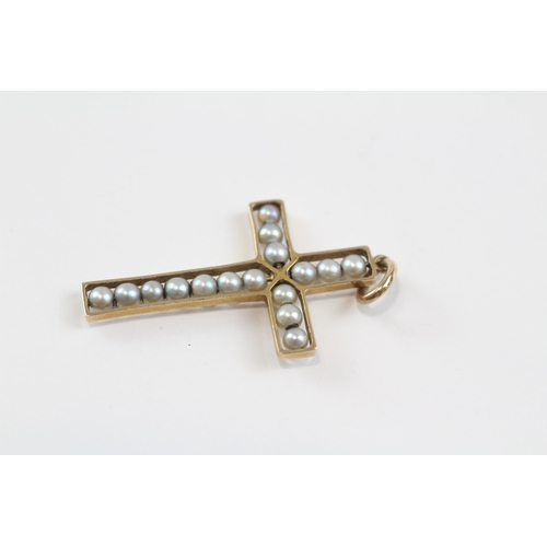 22 - 9ct Gold Cultured Pearl Cross Pendant (1.7g)