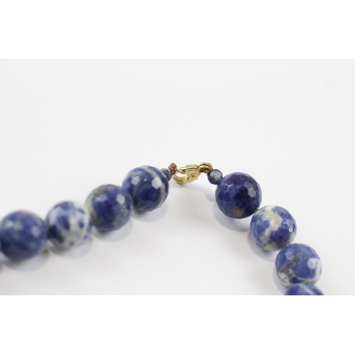 3 - 9ct Gold Clasp Sodalite Single Strand Necklace (81g)