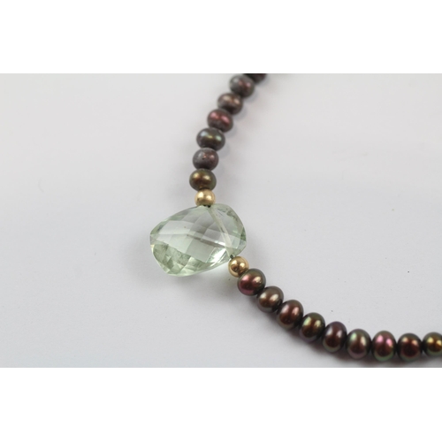 43 - 9ct Gold Clasp Cultured Pearl Singe Strand Necklace With Prasiolite Pendant (10.6g)